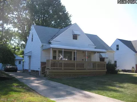 769 Pendley Rd, Willowick, OH 44095 photo 1