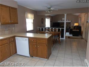 624 Cathy Ann Dr, Youngstown, OH 44512 photo 5