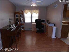 624 Cathy Ann Dr, Youngstown, OH 44512 photo 4