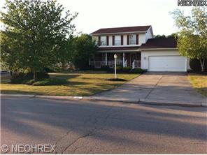624 Cathy Ann Dr, Youngstown, OH 44512 photo 2