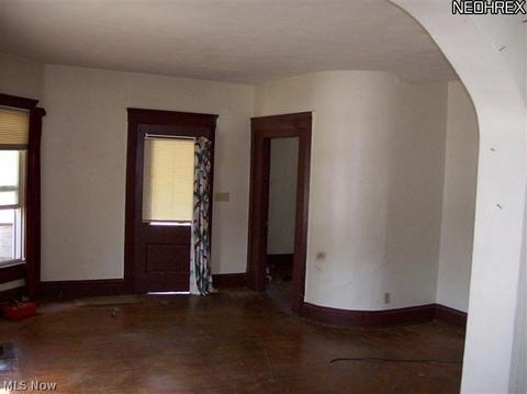 1102 Middle Ave, Elyria, OH 44035 photo 6