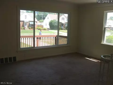484 E 253rd St, Euclid, OH 44132 photo 16