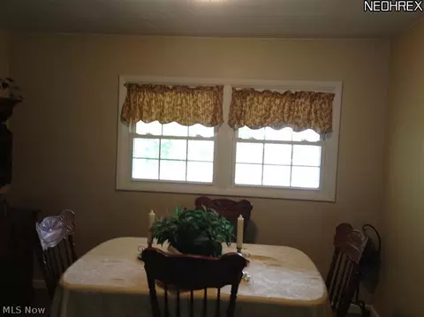 1325 Difford Dr, Niles, OH 44446 photo 3