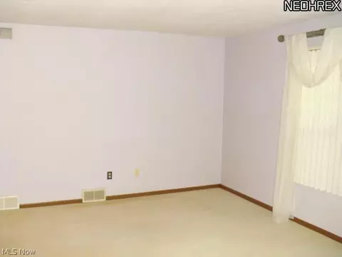 1253 Red Tail Hawk Ct #1, Boardman, OH 44512 photo 6