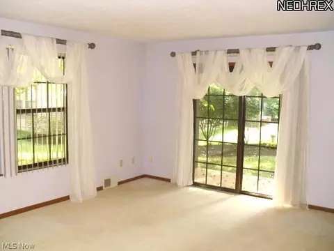 1253 Red Tail Hawk Ct #1, Boardman, OH 44512 photo 5