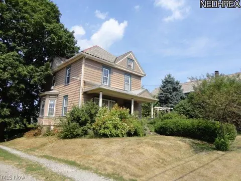 470 Main St, Zoar, OH 44697 photo 2