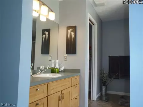 200 Bates Rd, Madison, OH 44057 photo 9
