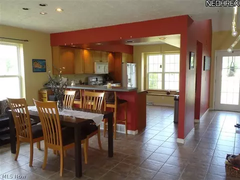 200 Bates Rd, Madison, OH 44057 photo 5