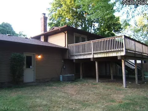 9124 Gregory Ct, Mentor, OH 44060 photo 4