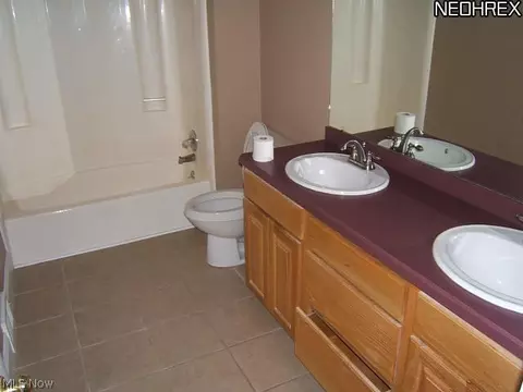 9124 Gregory Ct, Mentor, OH 44060 photo 10