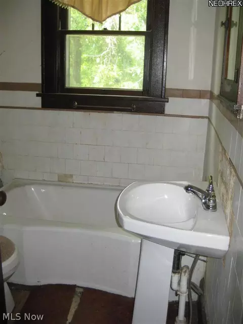 4703 S Ridge Rd E, Ashtabula, OH 44004 photo 6