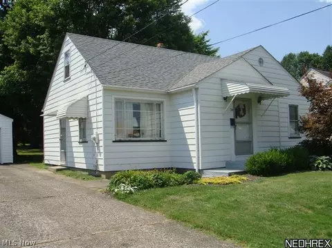 34 Grimm Heights Ave, Struthers, OH 44471 photo 12