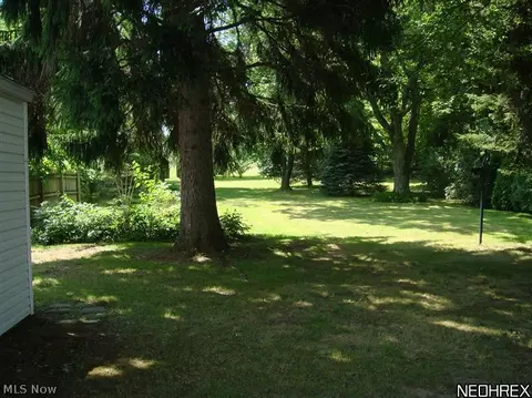 34 Grimm Heights Ave, Struthers, OH 44471 photo 14
