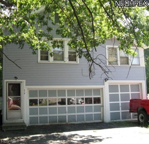 216 E Brg, Berea, OH 44017 photo 9