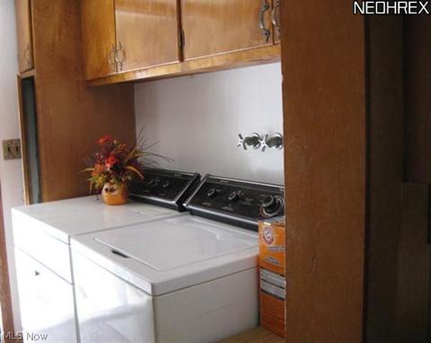 216 E Brg, Berea, OH 44017 photo 8