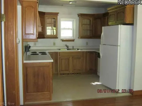 7669 Lanese Dr, Windsor, OH 44099 photo 9