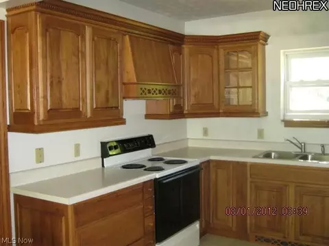 7669 Lanese Dr, Windsor, OH 44099 photo 10