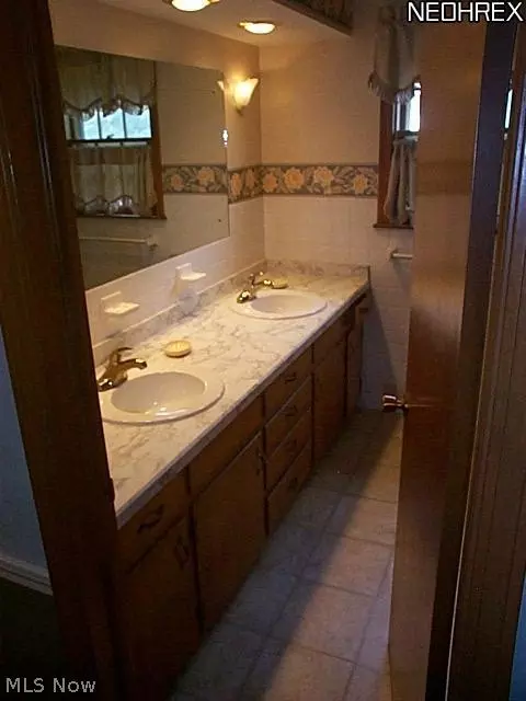 7979 Aquadale Dr, Boardman, OH 44512 photo 12