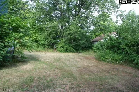 892-894 Storer Ave, Akron, OH 44320 photo 10