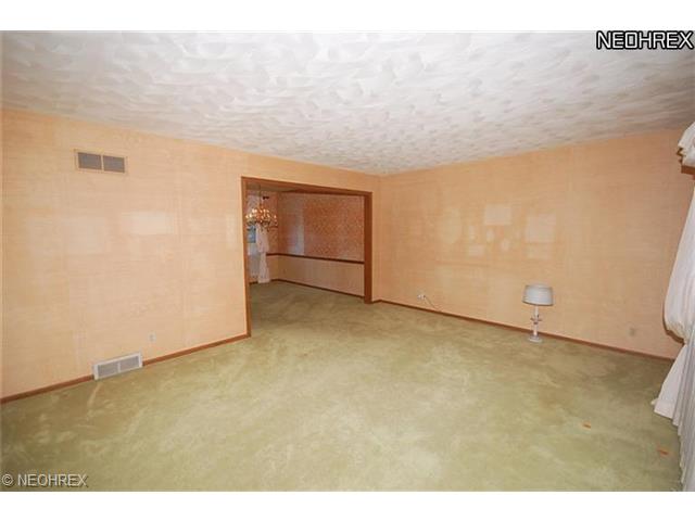 190 Roche Way, Youngstown, OH 44512 photo 4