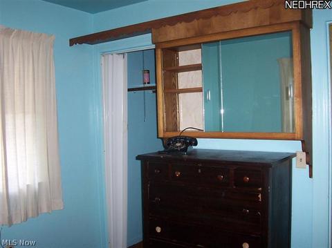 480 Elm St, Struthers, OH 44471 photo 9