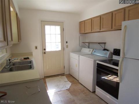 1332 Myrtle Ave, Ashtabula, OH 44004 photo 6