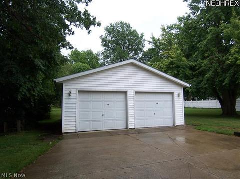 1332 Myrtle Ave, Ashtabula, OH 44004 photo 3