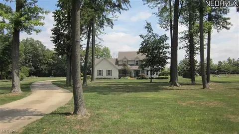 12701 Cissell Ln, Lagrange, OH 44050 photo 2
