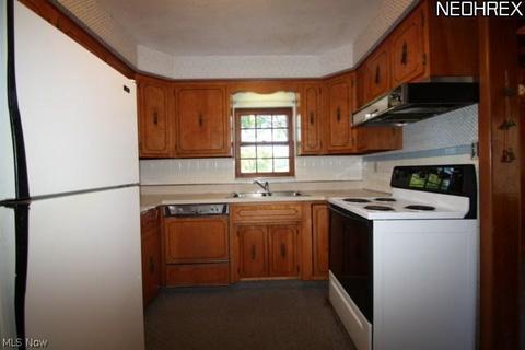 11109 Lagrange Rd, Elyria, OH 44035 photo 5