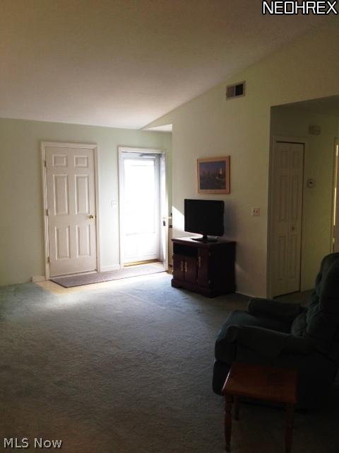 6833 Olde Meadows Ct, Mentor, OH 44060 photo 8