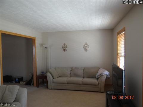 644 Alexis Dr, Elyria, OH 44035 photo 12