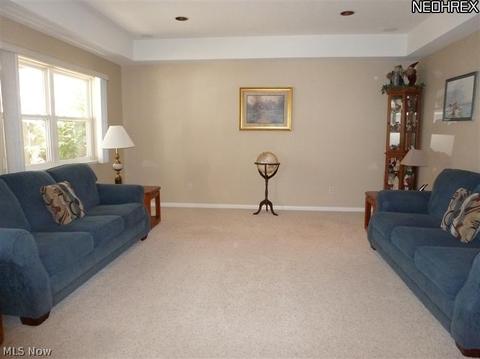 745 Dickerson Rd, Willowick, OH 44095 photo 3