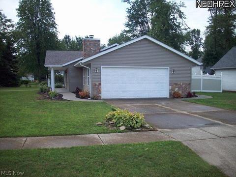 105 Pepperdine Dr, Elyria, OH 44035 photo 8