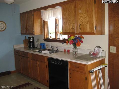 3480 Maple Rd, Jefferson, OH 44047 photo 4