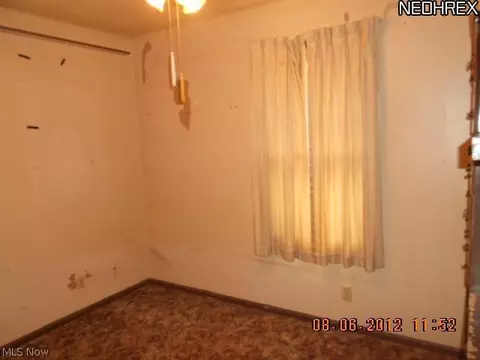 798 Silvercrest Ave, Akron, OH 44314 photo 6