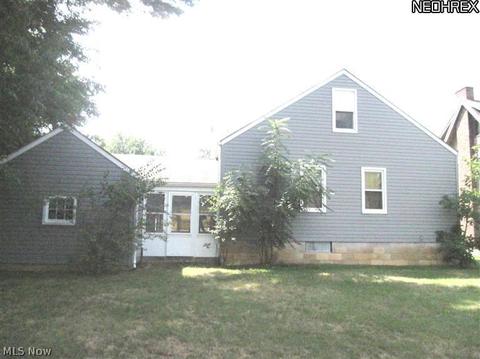38 Maple Dr, Boardman, OH 44512 photo 2