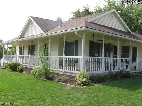 3482 Donegal St NE, Canton, OH 44721 photo 5