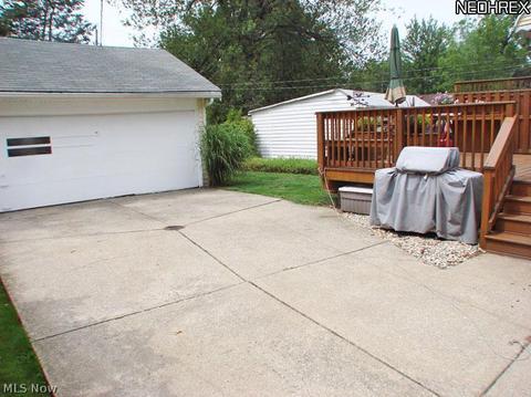 180 E 270 St, Euclid, OH 44132 photo 20