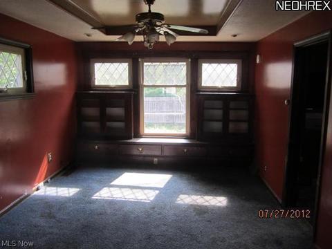 115 Beverly Ct, Elyria, OH 44035 photo 3