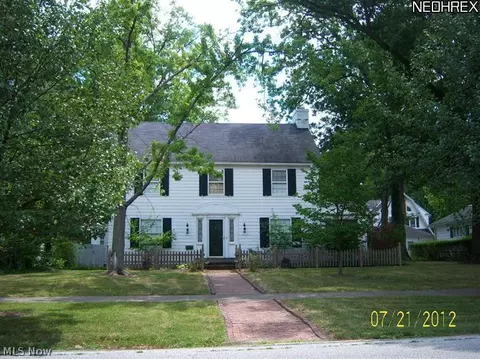 1012 Park Ave, Elyria, OH 44035 photo 1