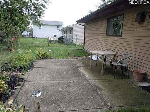 124 Nebraska Ave, Elyria, OH 44035 photo 7