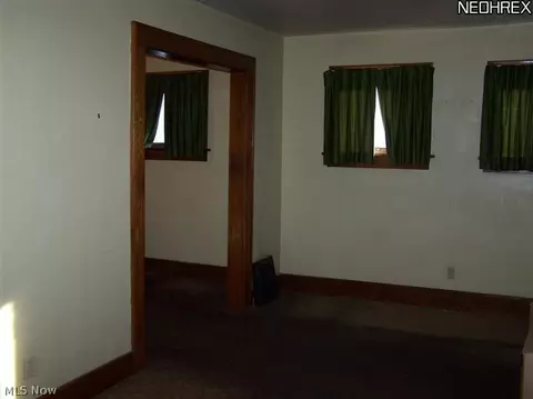 703 Noah Ave, Akron, OH 44320 photo 5