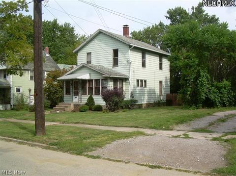 913 E 15th St, Ashtabula, OH 44004 photo 10