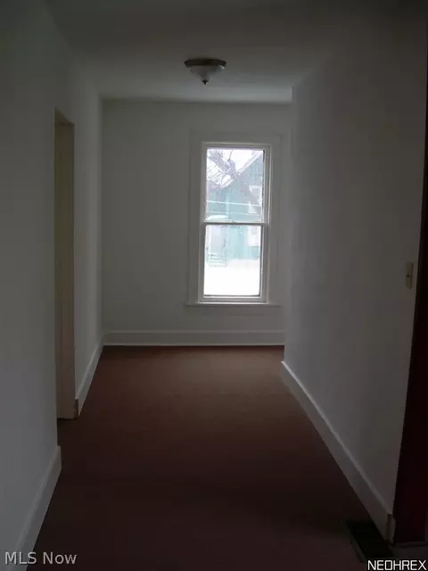 913 E 15th St, Ashtabula, OH 44004 photo 3