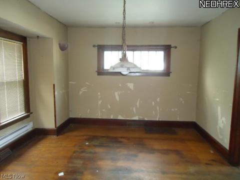 230 Denison Ave, Elyria, OH 44035 photo 5