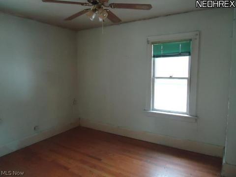 230 Denison Ave, Elyria, OH 44035 photo 10
