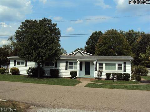 505 Lenora St, Dover, OH 44622 photo 1