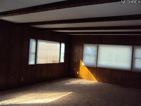 505 Lenora St, Dover, OH 44622 photo 5