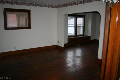 1814 E 33, Lorain, OH 44055 photo 2