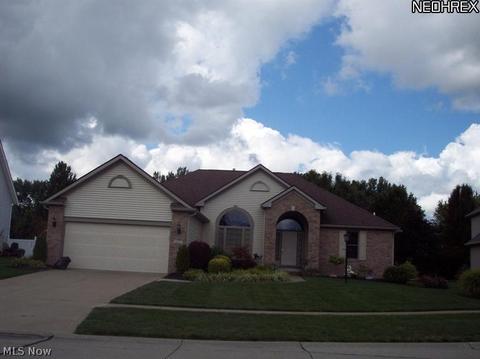 124 Barrington Ct, Elyria, OH 44035 photo 2